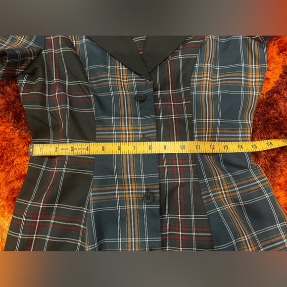 Plaid Dress - Picture 6 of 7